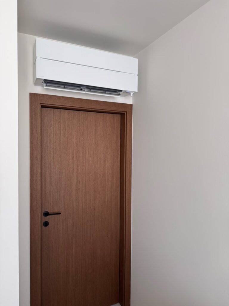 Montaż klimatyzacji Mitubishi z instalacją w ścianie