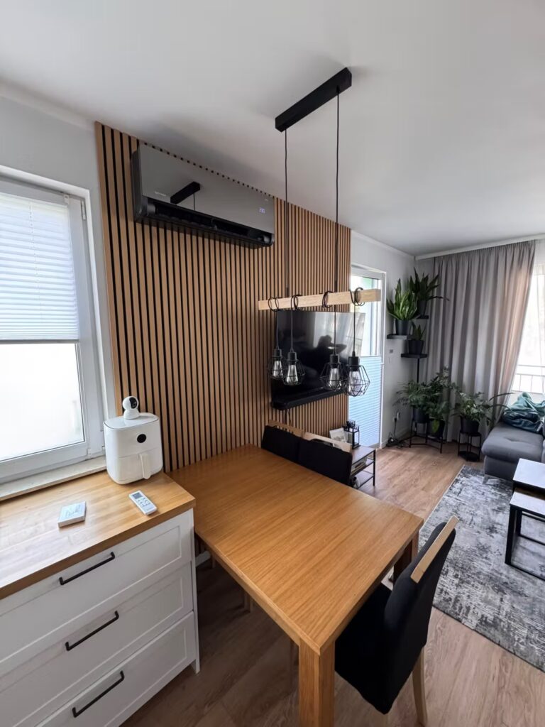 Versu Miiror 3,5kW w salonie