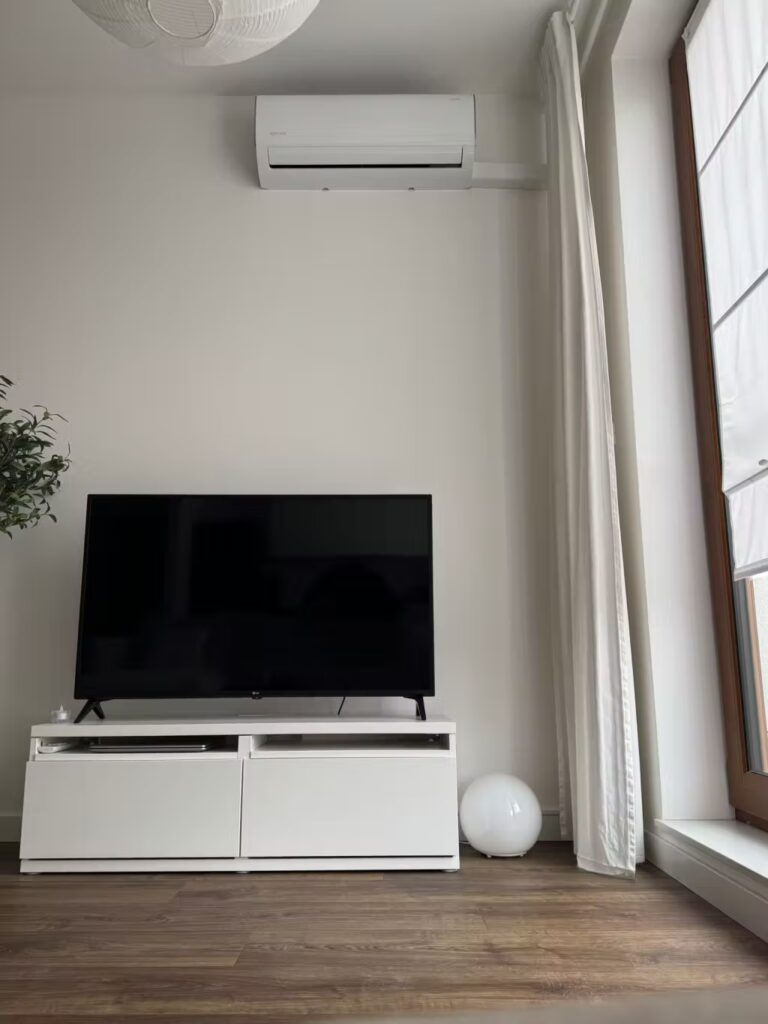 Ukura 3,5kW w salonie